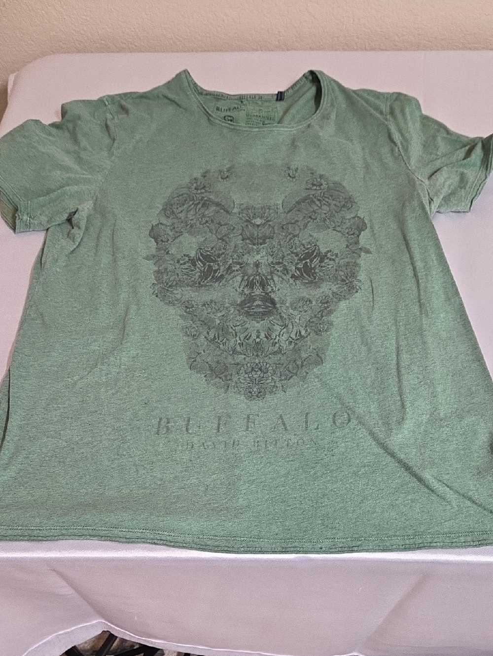 Buffalo David Bitton Mint Green Floral Skull Graphic Tee